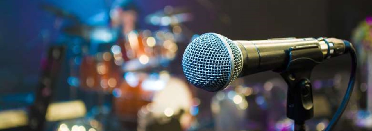 nærbilde av mikrofon foto:gettyimages