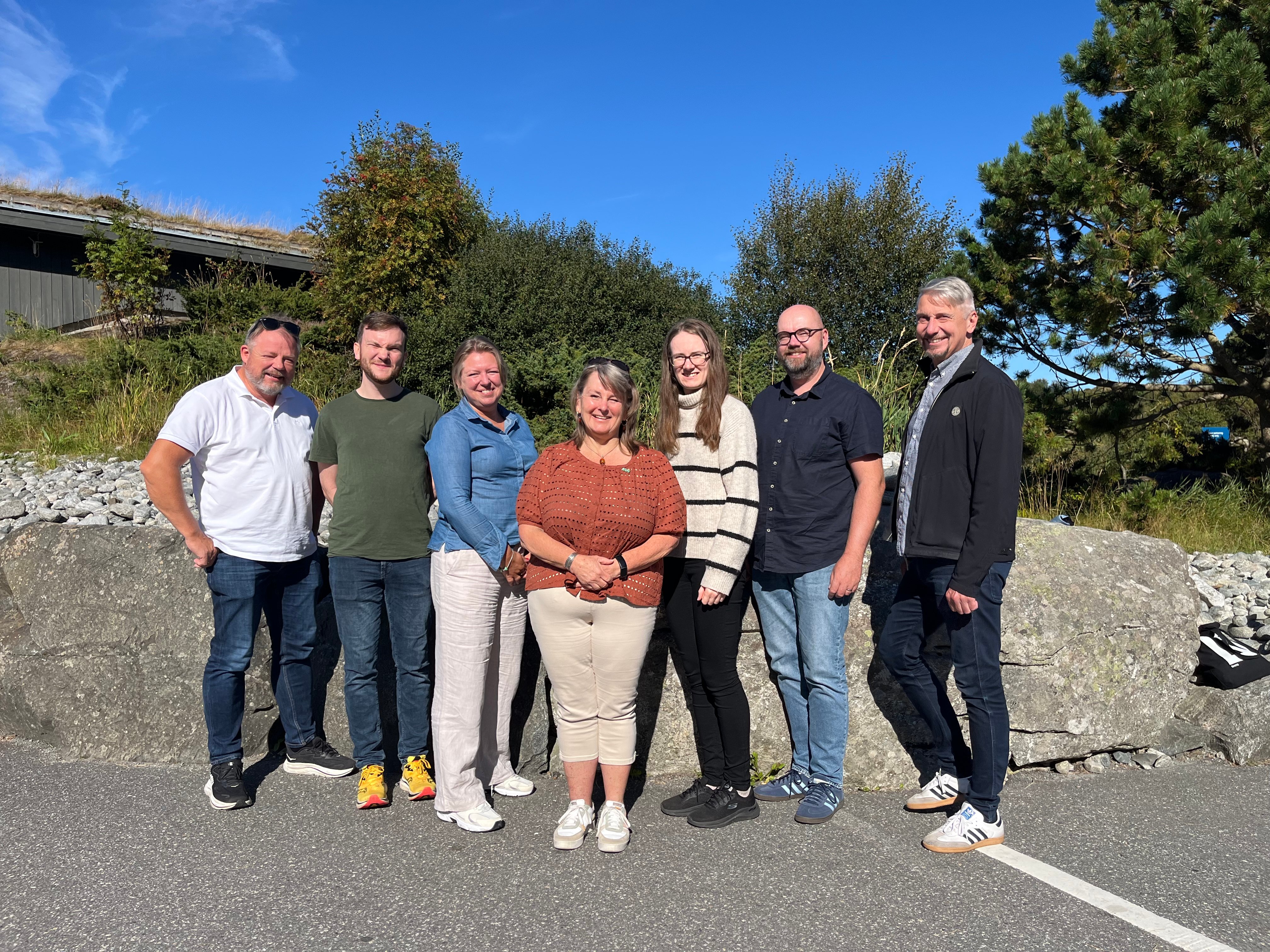 Avdelingsstyret i Rogaland (fra venstre): Sigve Eikeland, Sarah Gjerde Myhre, Morten Larsen, Karen Faa, Arnfinn Stens&oslash;, Siri S&aelig;grov Eiane, og Ekaterina Anderson 